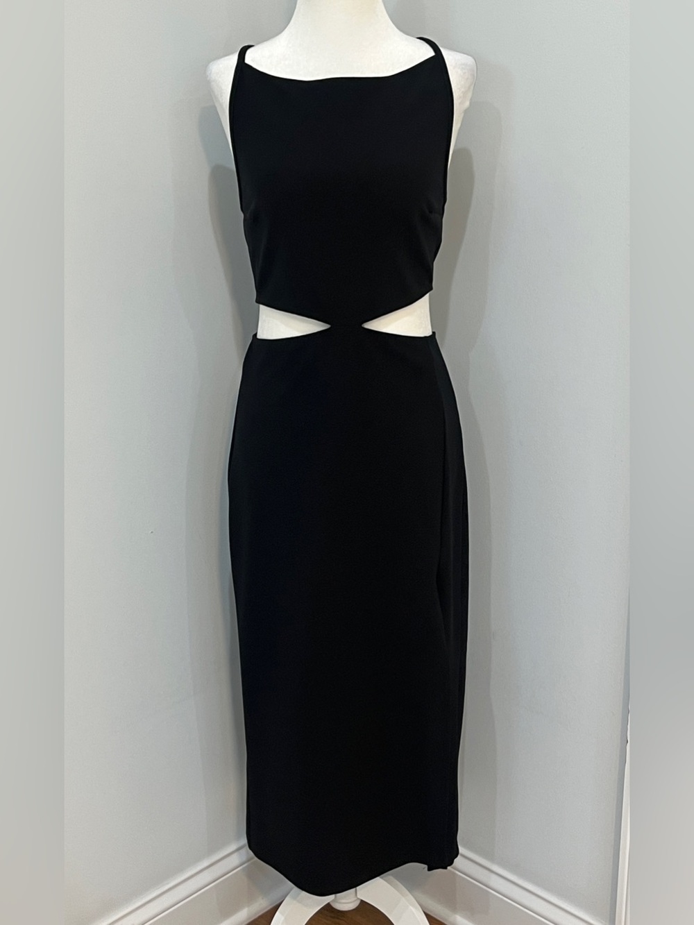 Abercrombie & Fitch Side Cutout Midi Dress